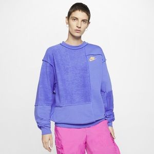 Nike Sportswear Icon Clash Women’s Fleece Crew in Sapphire